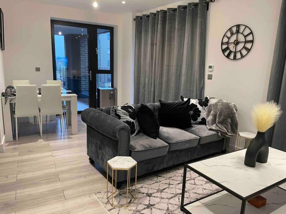 Stylish And Cosy 2 Bedroom Flat In Croydon Zewnętrze zdjęcie